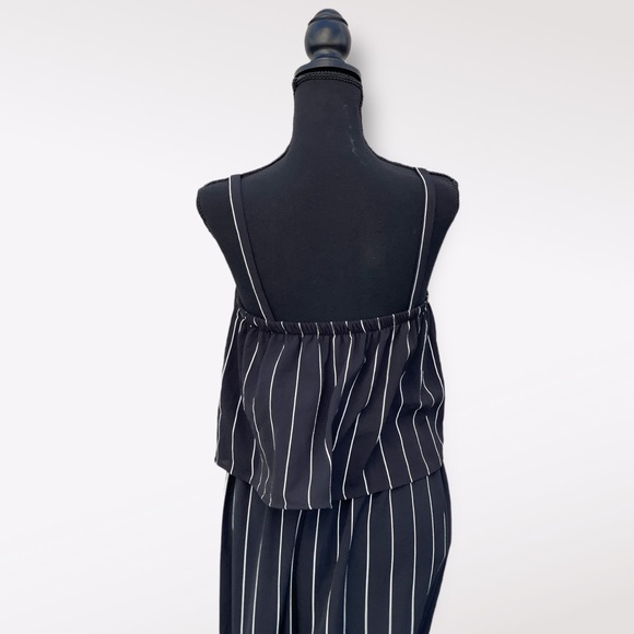 Time & Tru Woman’s Jumpsuit | Size M (8-10) - Picture 4 of 8